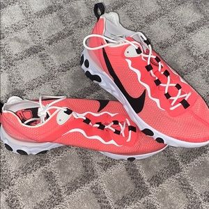 *SOLD* Nike Element React Ember Glow
